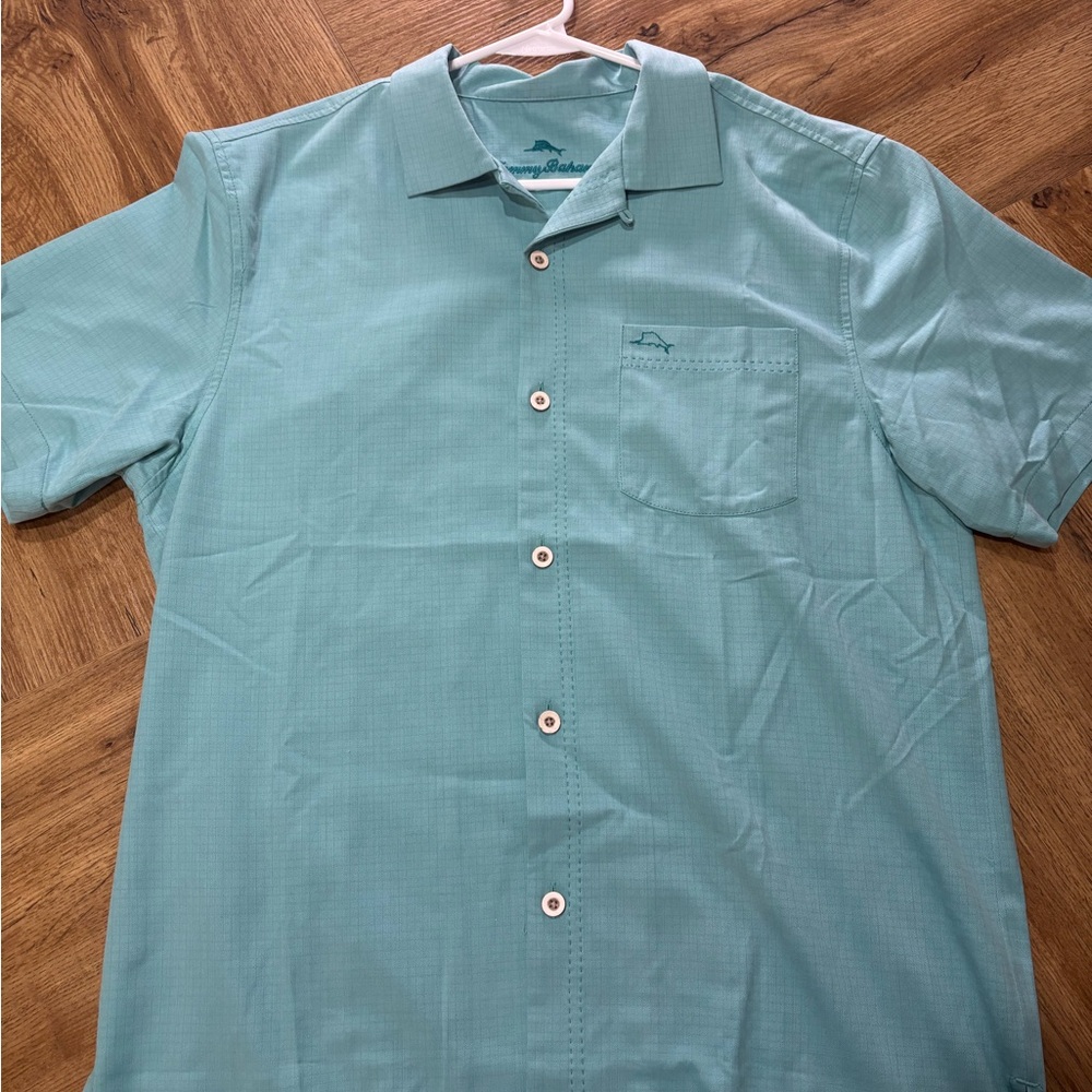 Tommy Bahama Men’s Short-Sleeve Button-Down Shirt in Light Teal